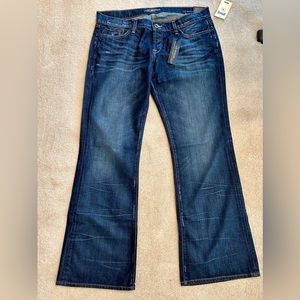 Women’s Lucky Brand Lil Maggie Style Blue Jeans.
